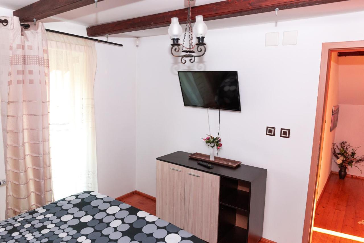 Casa Ursului Hotel Bujoreni Ngoại thất bức ảnh